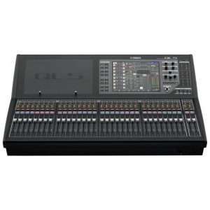 Mesa de mezcla digital Yamaha QL5